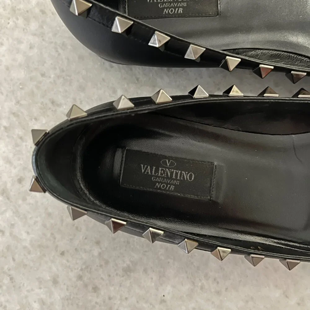 Valentino Garavani Rockstud Black Leather Pointed Toe Ballet Flats, Size 9.5 - Picture 5 of 6